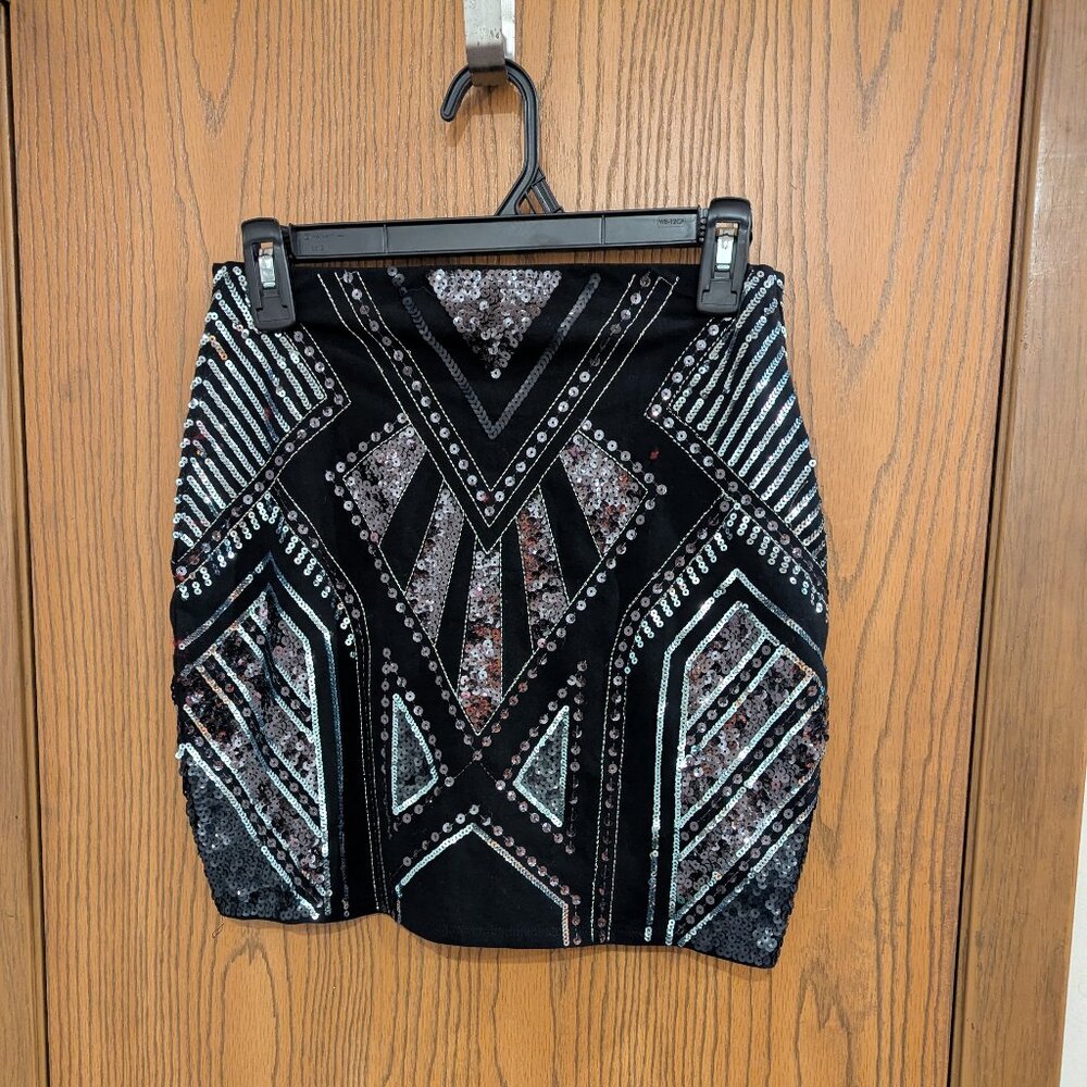 NWT- Express Sequin Mini Skirt-Black and Silver-Geometric Design -XS